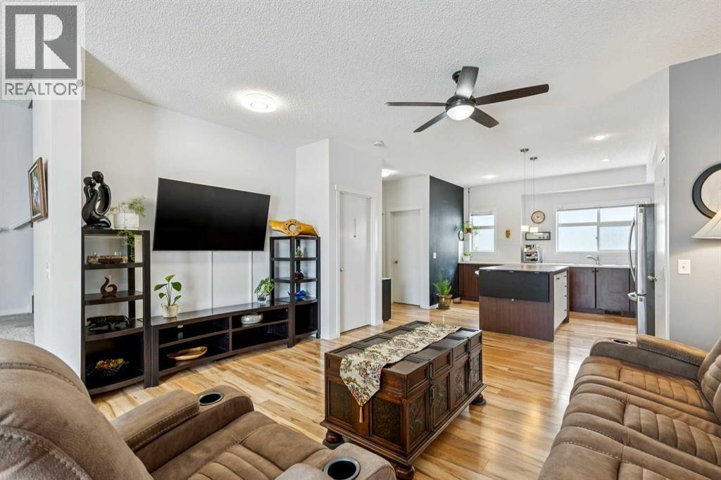 Single Family House for Sale in   Evanscreek Court NW Evanston Calgary 