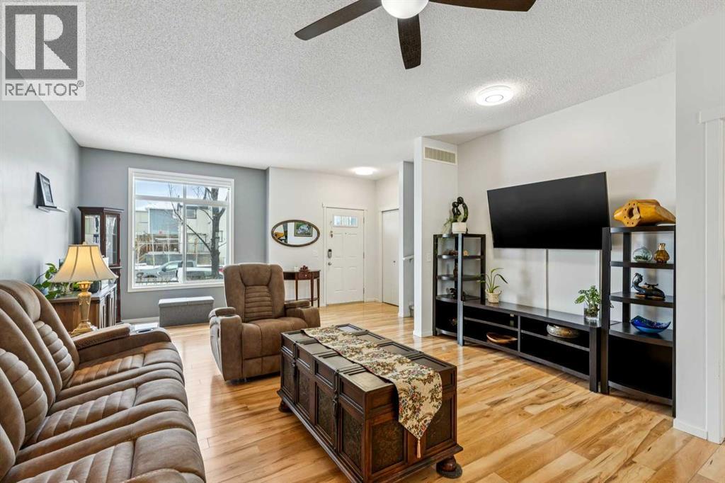 Single Family House for Sale in   Evanscreek Court NW Evanston Calgary 