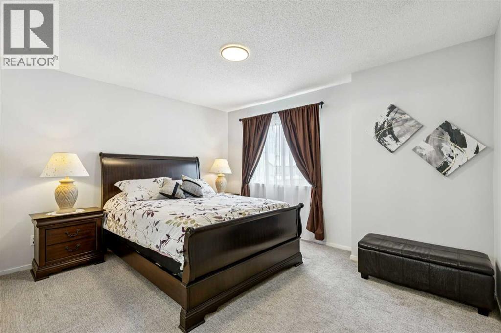 Single Family House for Sale in   Evanscreek Court NW Evanston Calgary 