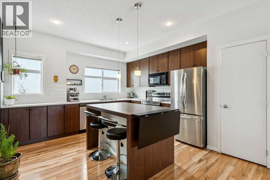 Single Family House for Sale in   Evanscreek Court NW Evanston Calgary 