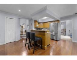7008 129a Street, Surrey, BC V3W7B2 Photo 17