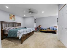 7008 129a Street, Surrey, BC V3W7B2 Photo 24