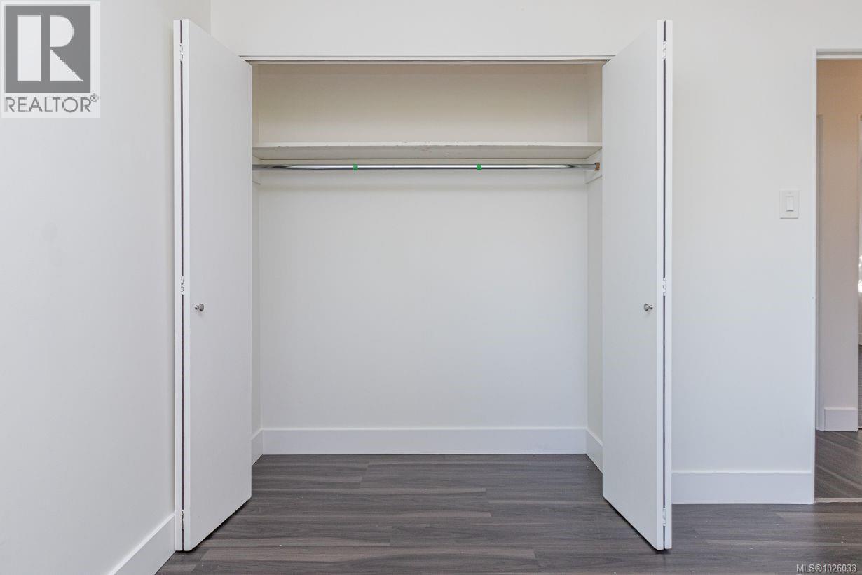 1400 TOWNSITE RD - 18