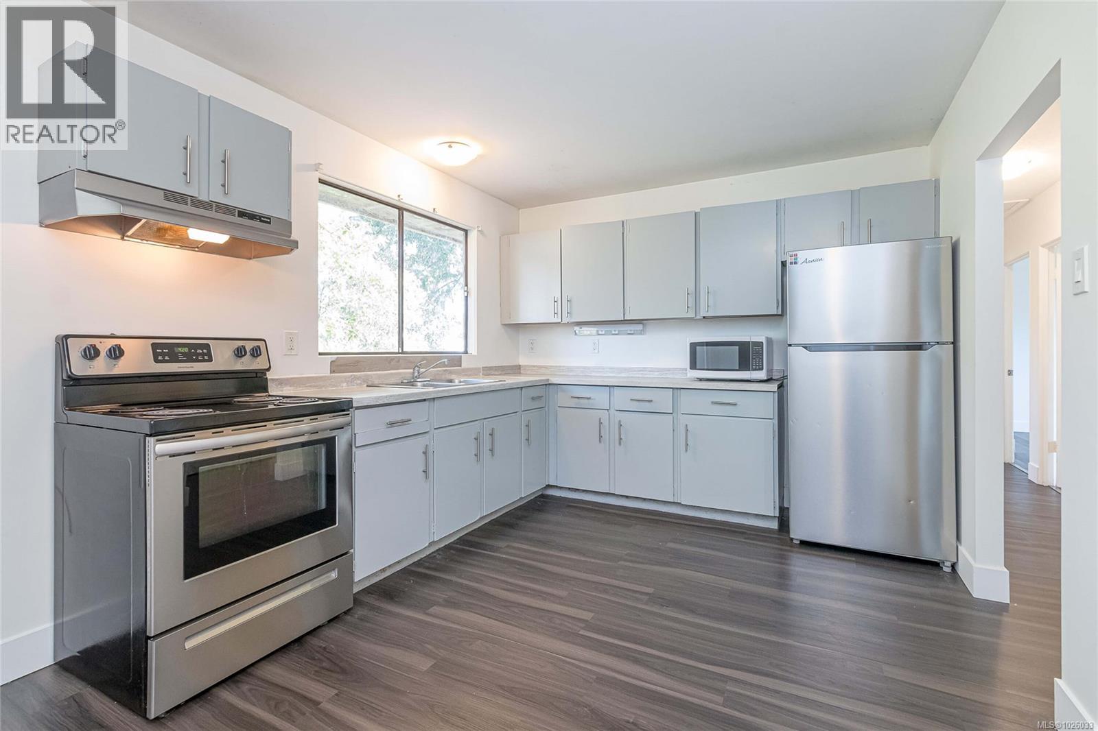 1400 TOWNSITE RD - 8