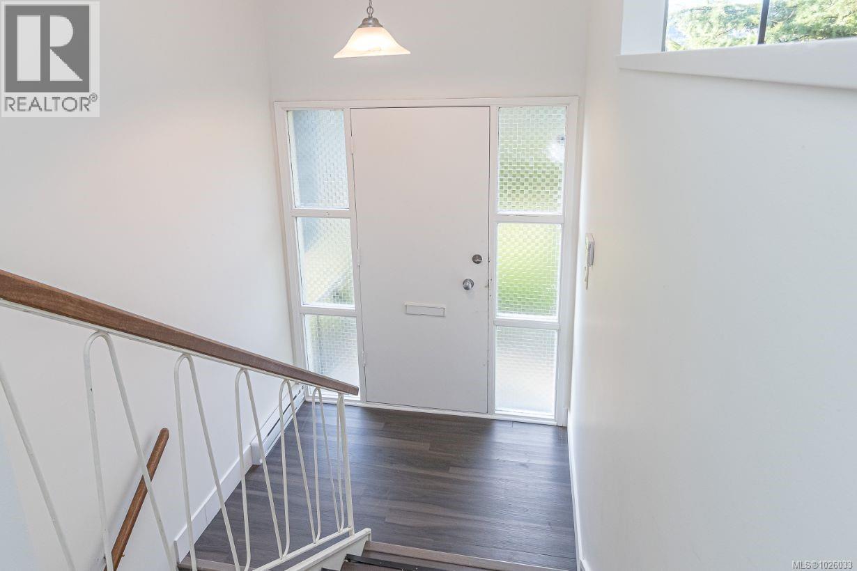 1400 TOWNSITE RD - 21