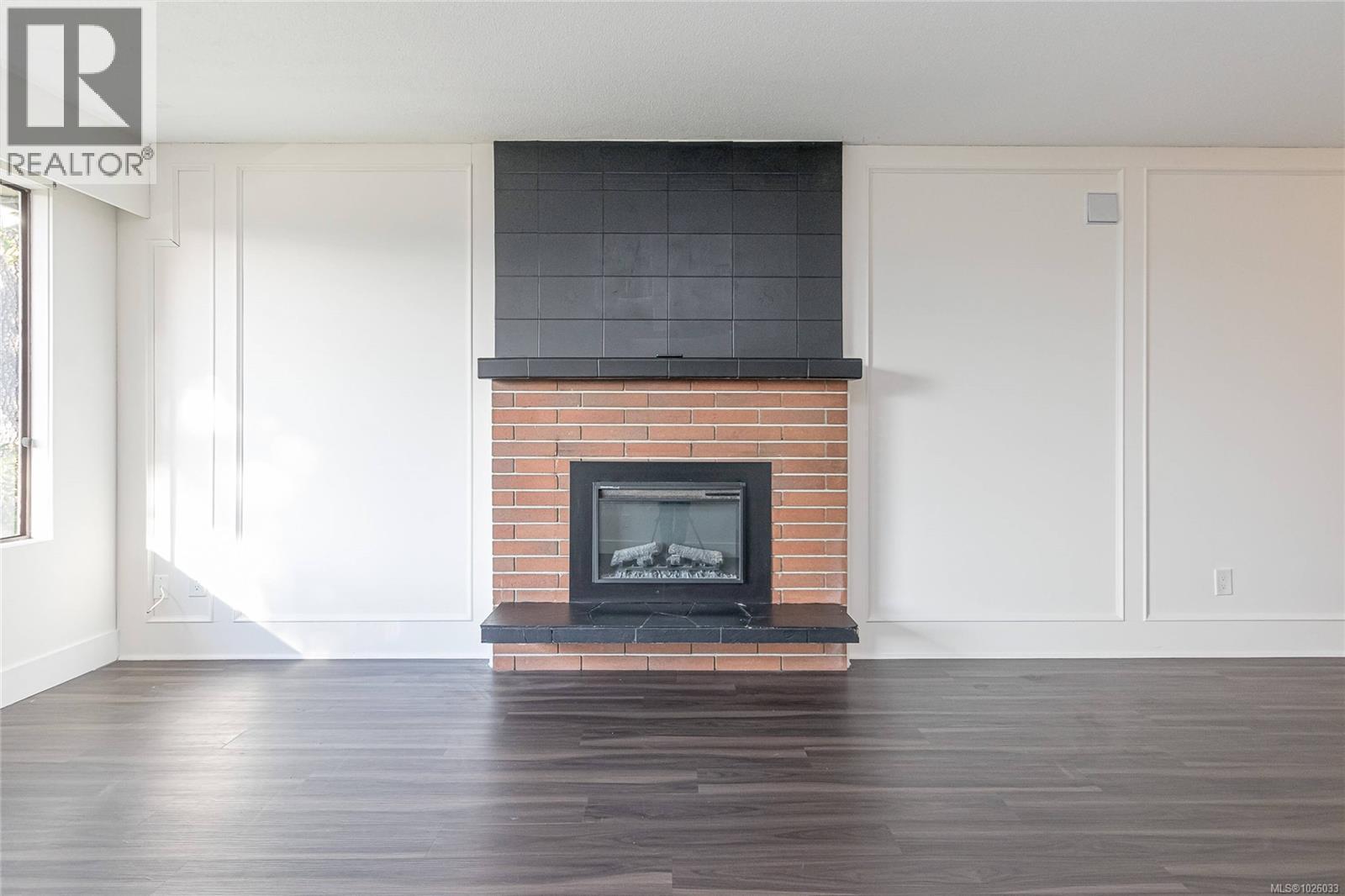 1400 TOWNSITE RD - Image 3