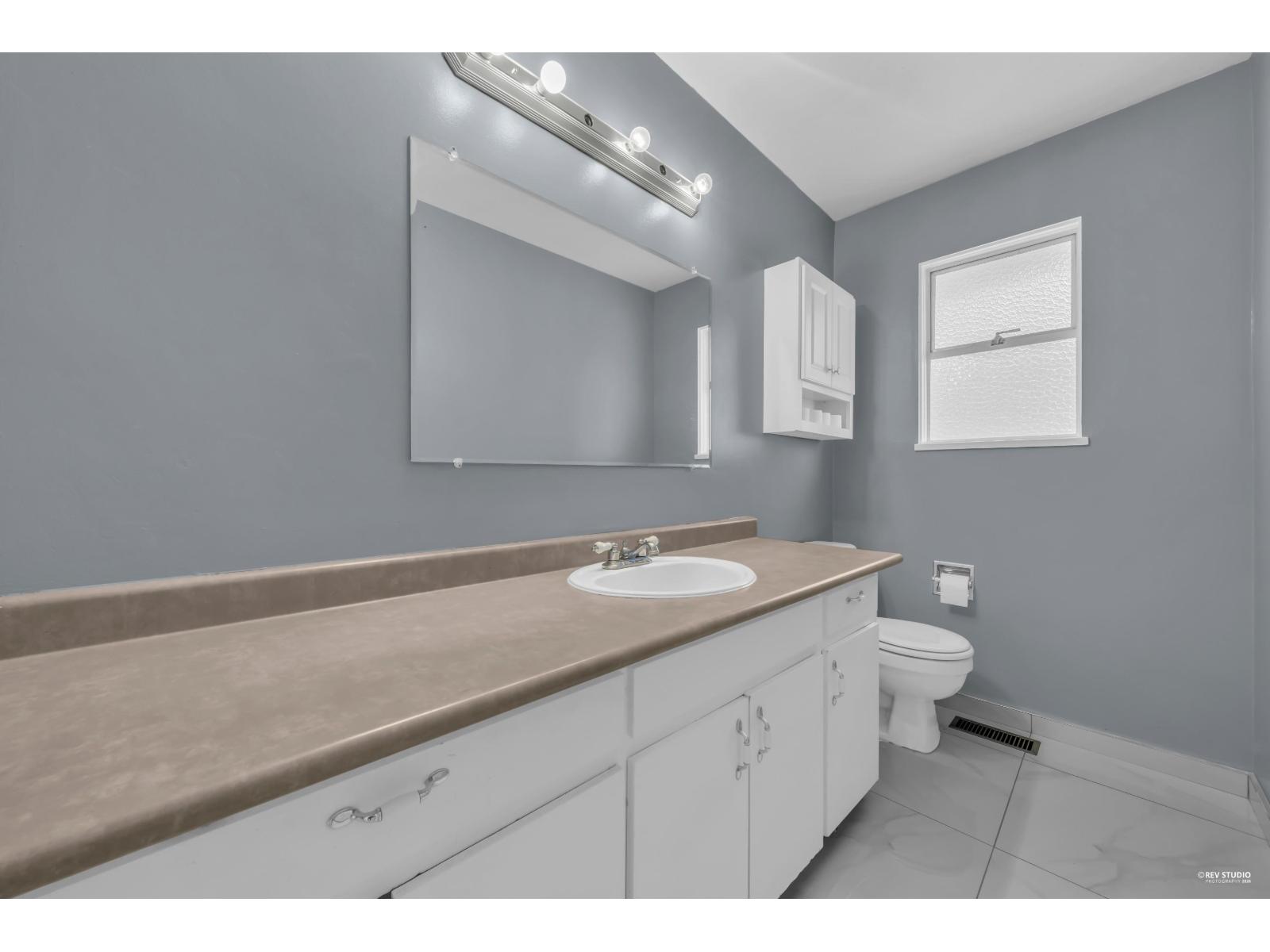 11250 KENDALE View, Delta