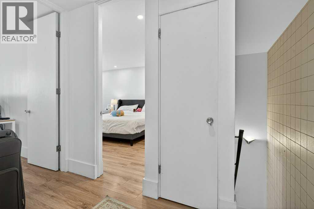 Single Family House for Sale in   Elbow Drive SW Kelvin Grove Calgary 