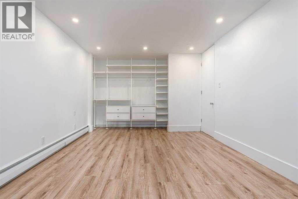 Single Family House for Sale in   Elbow Drive SW Kelvin Grove Calgary 