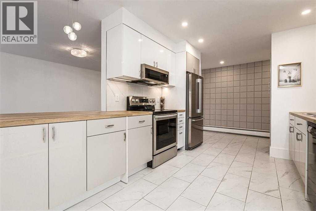 Single Family House for Sale in   Elbow Drive SW Kelvin Grove Calgary 