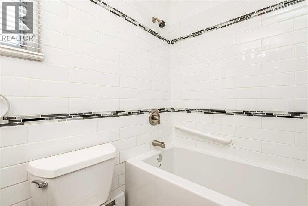 Single Family House for Sale in   Elbow Drive SW Kelvin Grove Calgary 