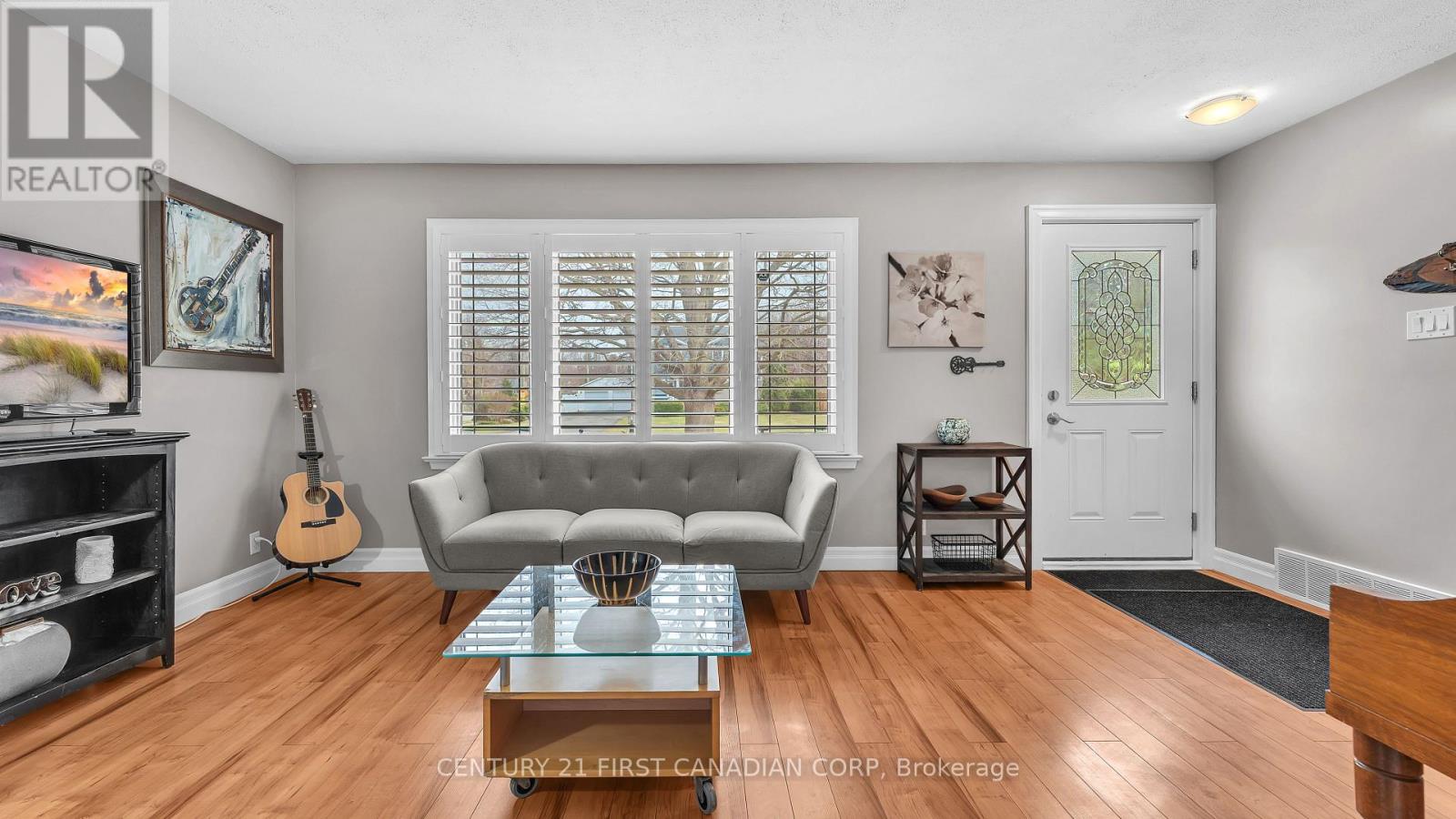 1499 NORTH VERNON AVENUE - 3
