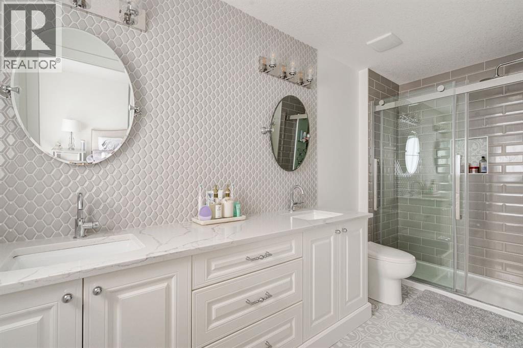 Single Family House for Sale in   Street Capitol Hill Calgary 