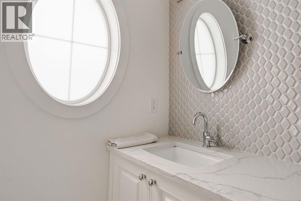 Single Family House for Sale in   Street Capitol Hill Calgary 