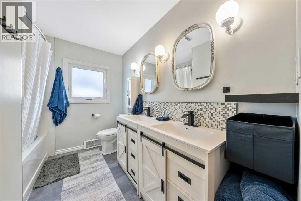 Single Family House Bungalow for Sale in  Lynnwood Drive SE Ogden Calgary 