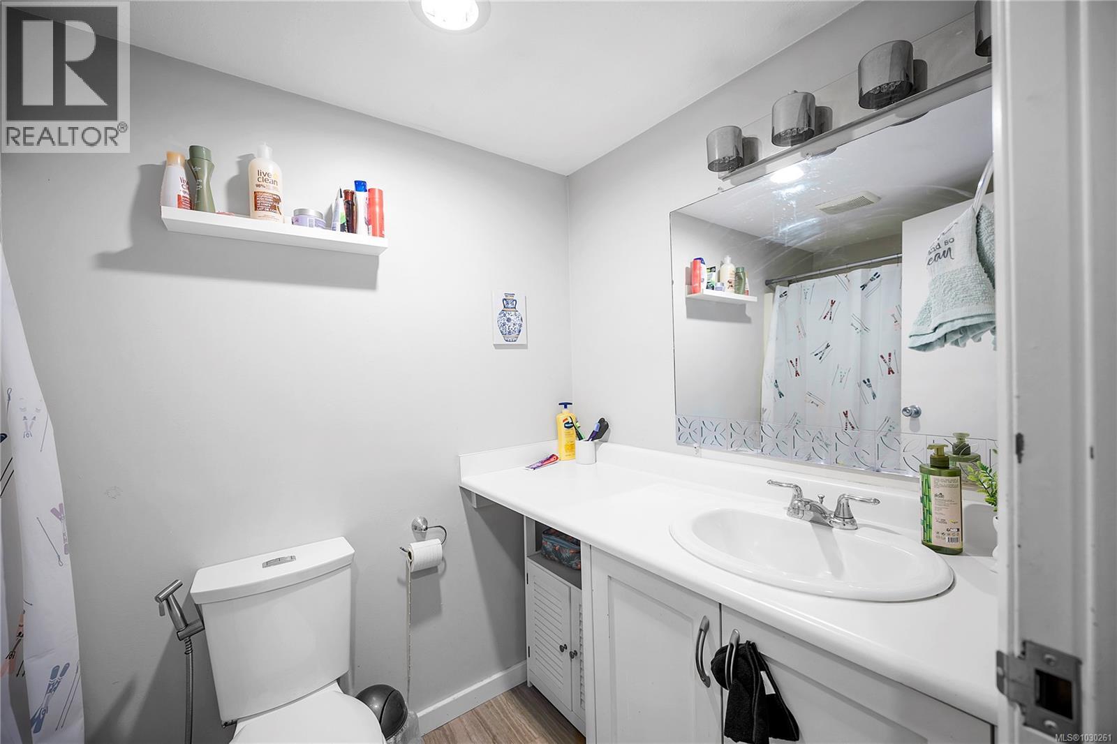 #315 3185 BARONS RD - 22