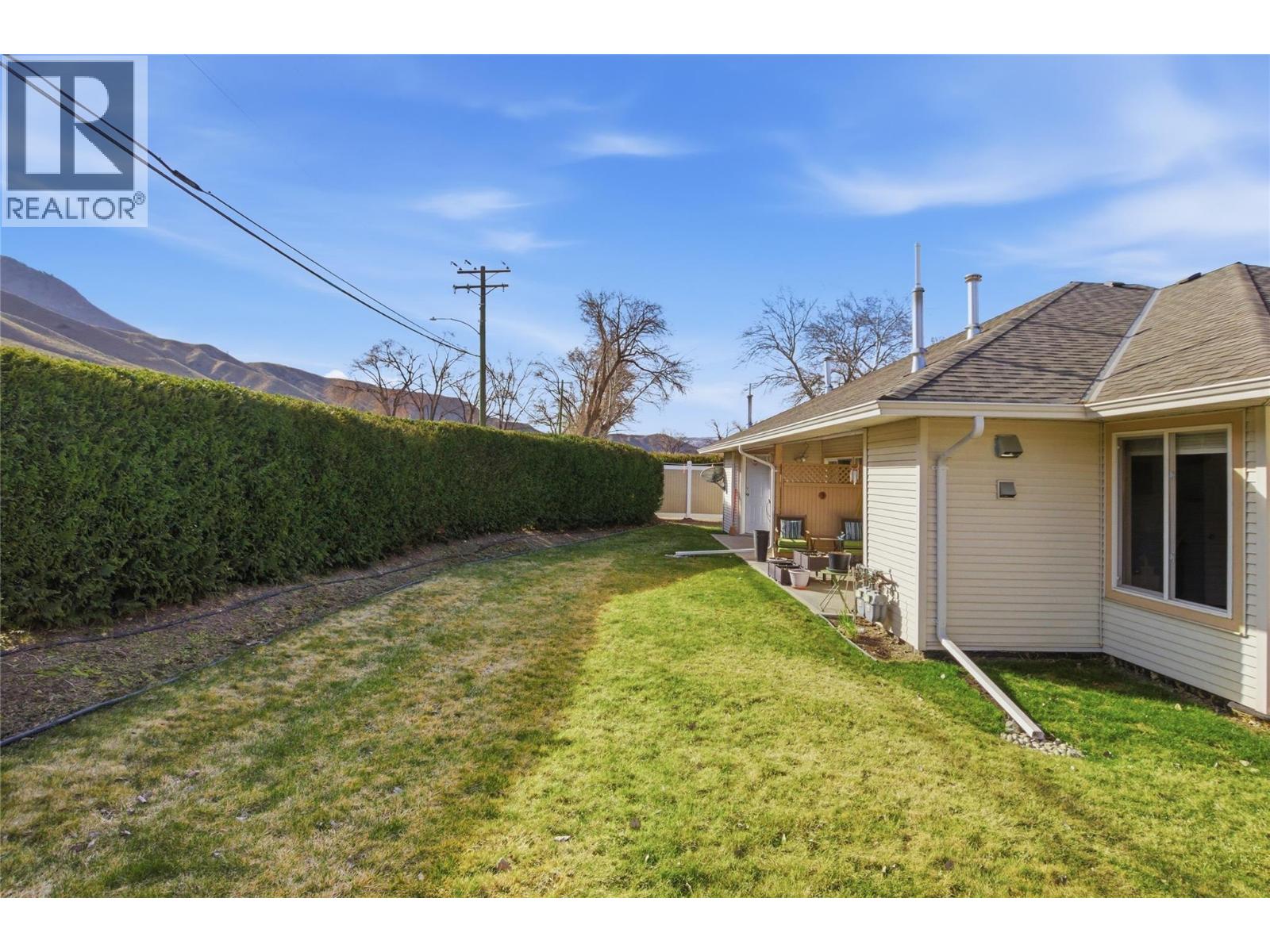 #2 807 RAILWAY AVENUE - 26