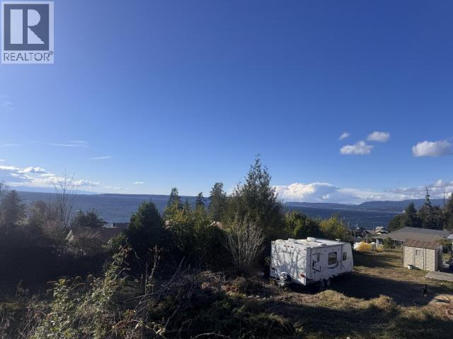 6928 QUESNEL STREET - 13