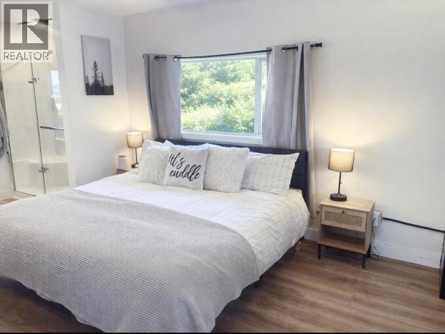 6928 QUESNEL STREET - 8