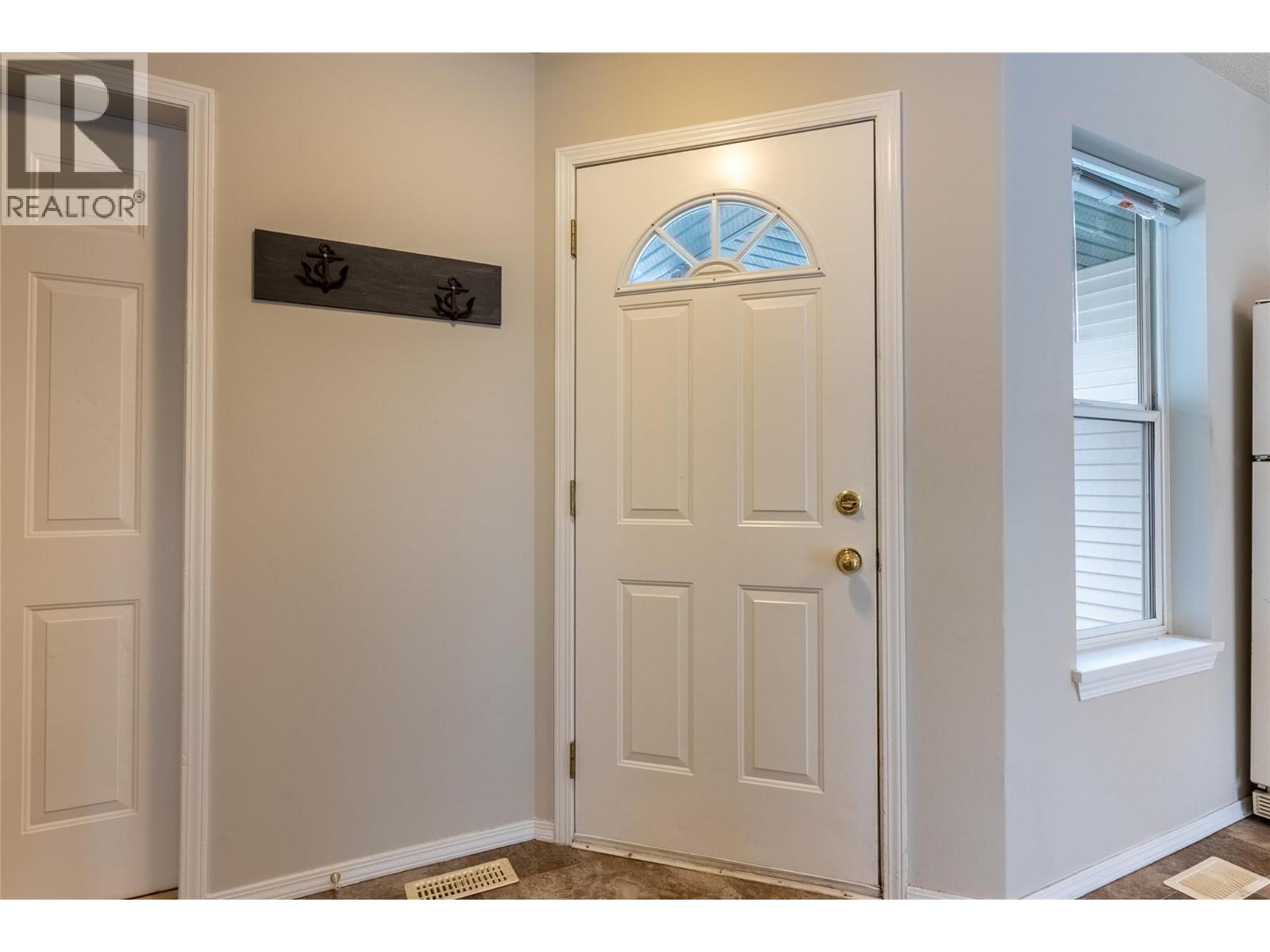 #83 1920 HUGH ALLAN Drive - 2