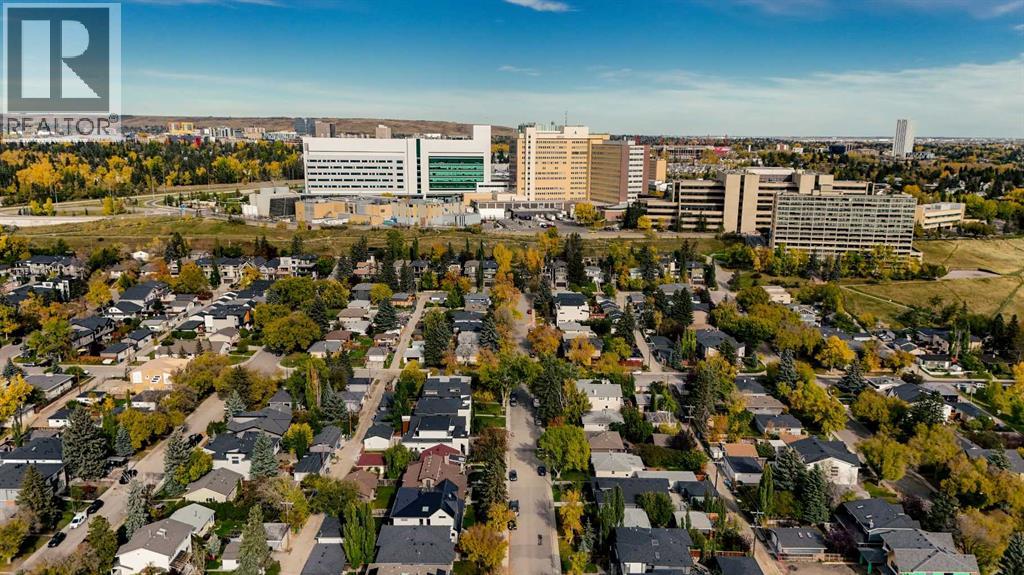 Single Family House for Sale in   Street NW Parkdale Calgary 