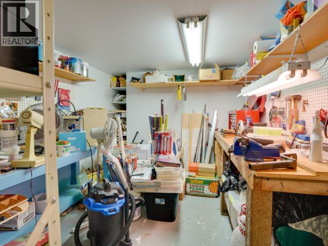 4133 GORDON AVE - 32