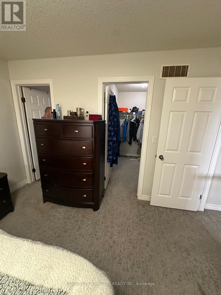 100 SOUTHVIEW COURT - 17