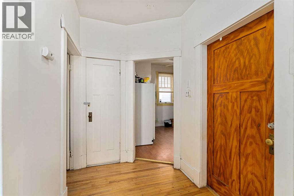 Single Family House Bungalow for Sale in   Avenue NW Crescent Heights Calgary 