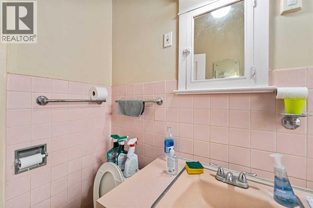 Single Family House Bungalow for Sale in   Avenue NW Crescent Heights Calgary 