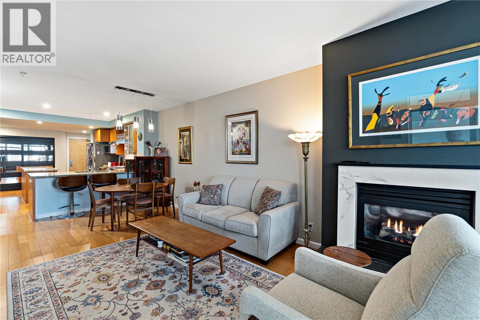 #C02 38 FRONT ST - 10