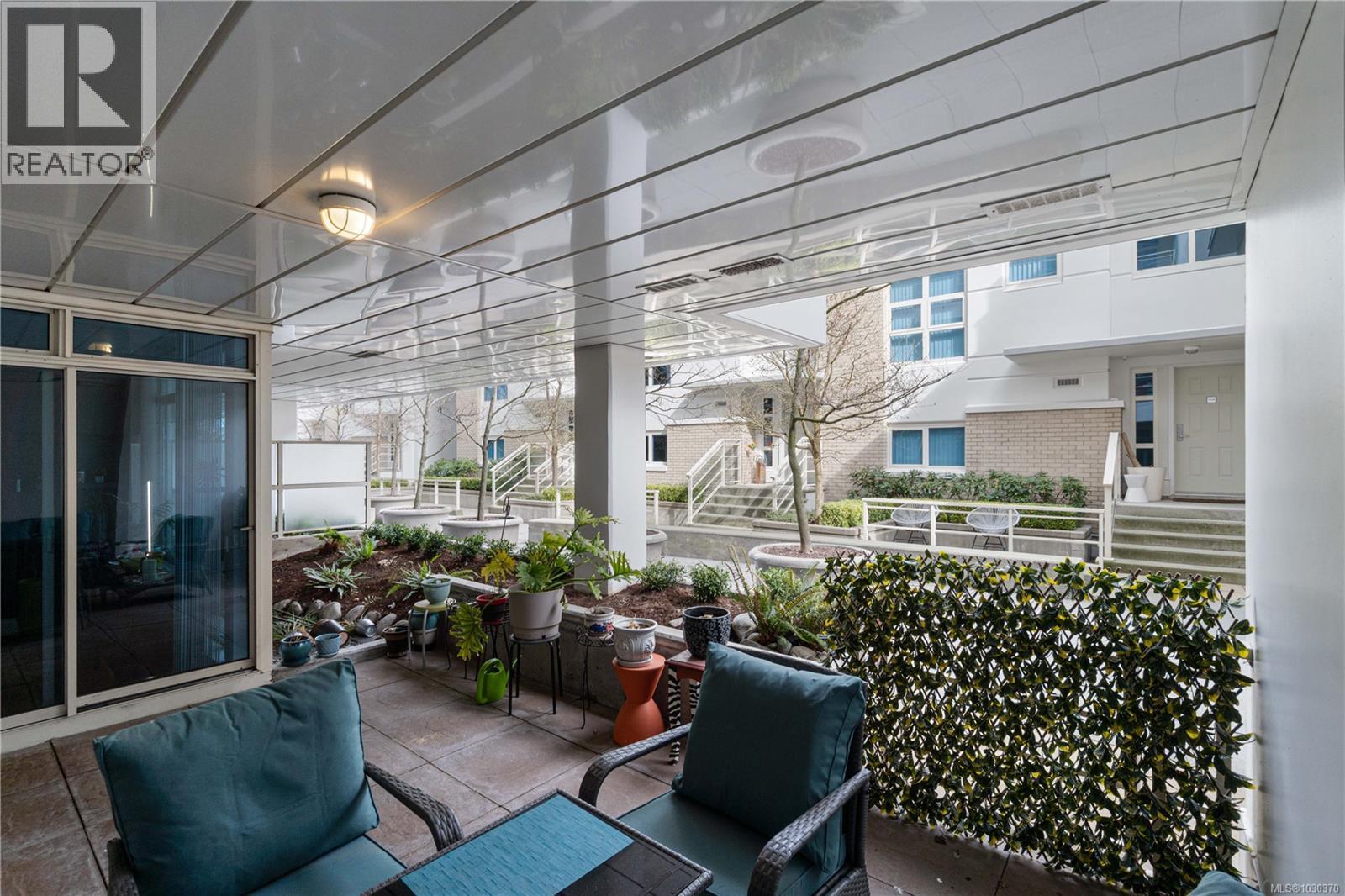 #C02 38 FRONT ST - 21