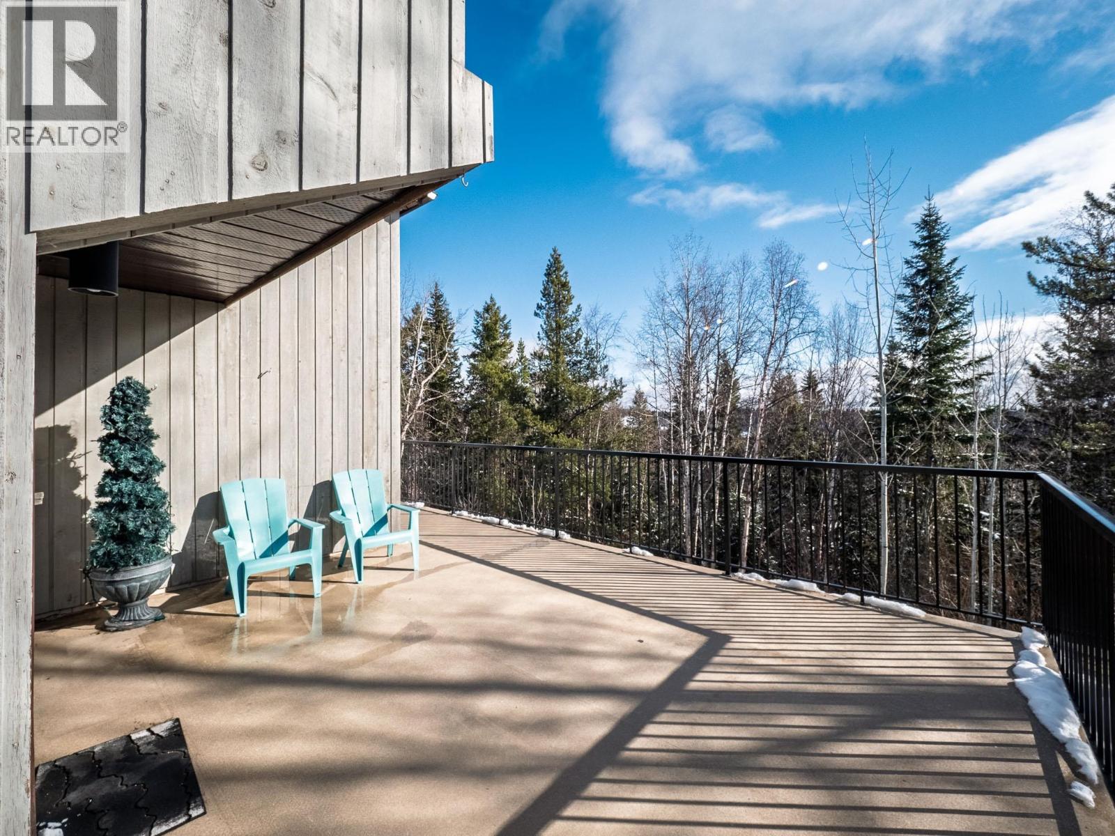 2205 CARLISLE PLACE - 27