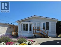 29 6677 Park Drive, Oliver