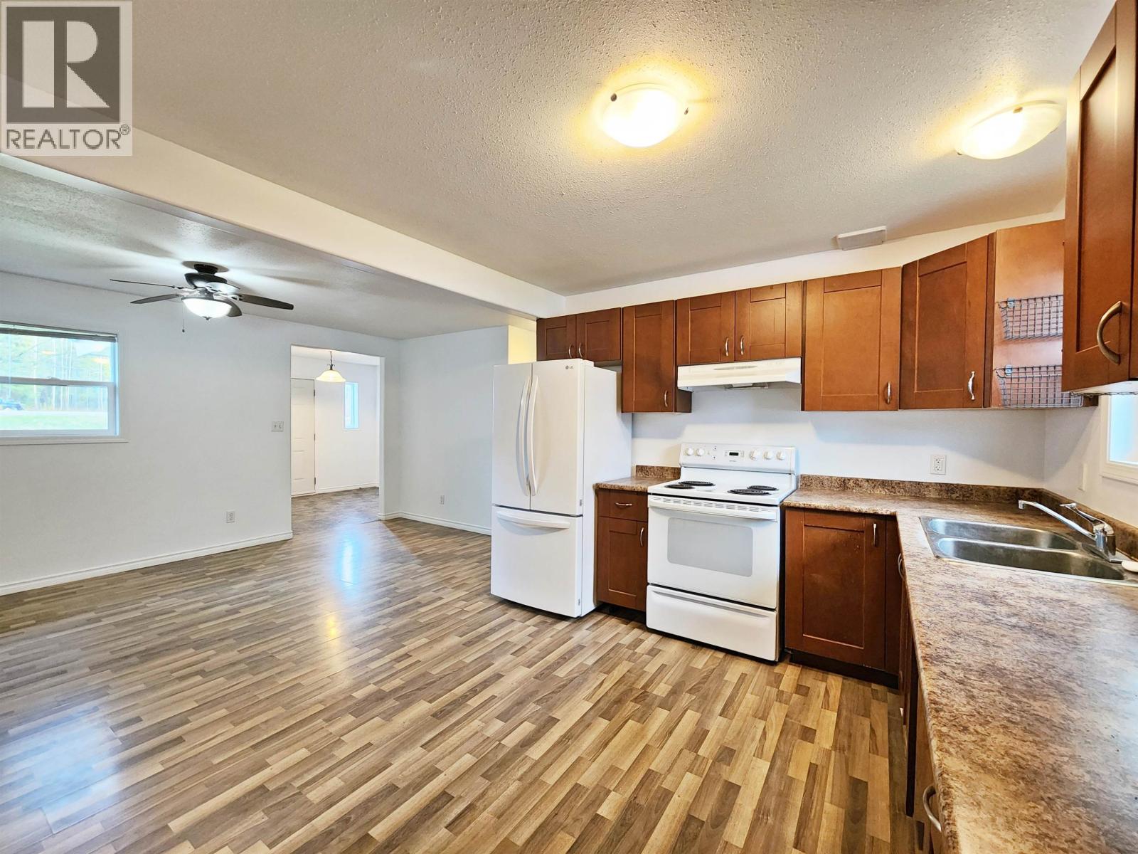 1801 JADE STREET - 15