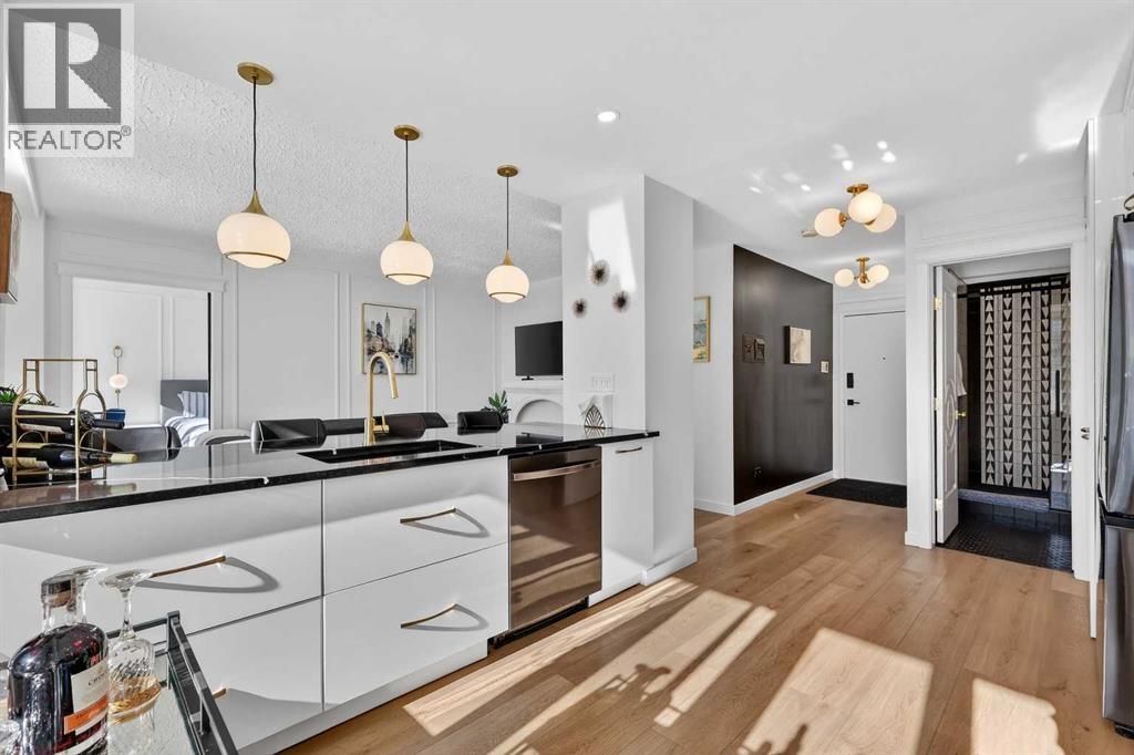 Single Family House for Sale in   Rideau Place SW Rideau Park Calgary 