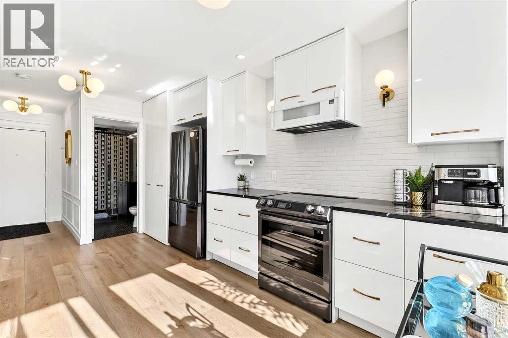 Single Family House for Sale in   Rideau Place SW Rideau Park Calgary 