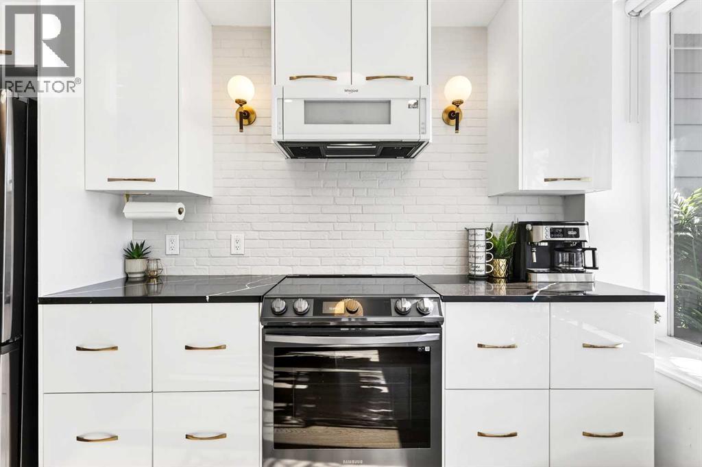 Single Family House for Sale in   Rideau Place SW Rideau Park Calgary 