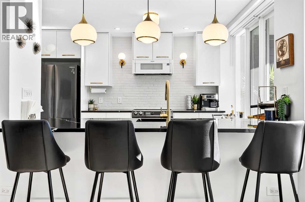 Single Family House for Sale in   Rideau Place SW Rideau Park Calgary 