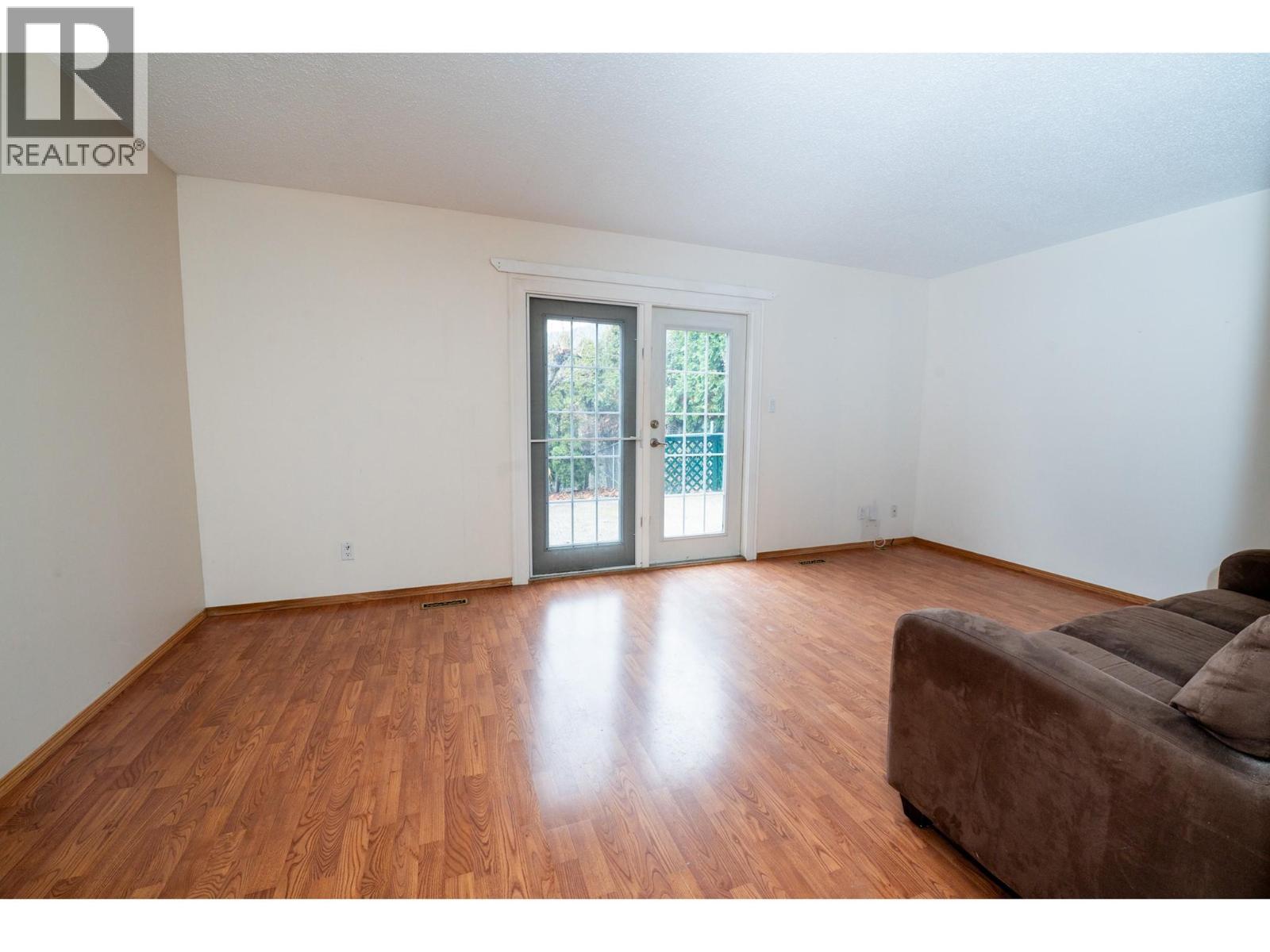 924 Dogwood Street, Creston