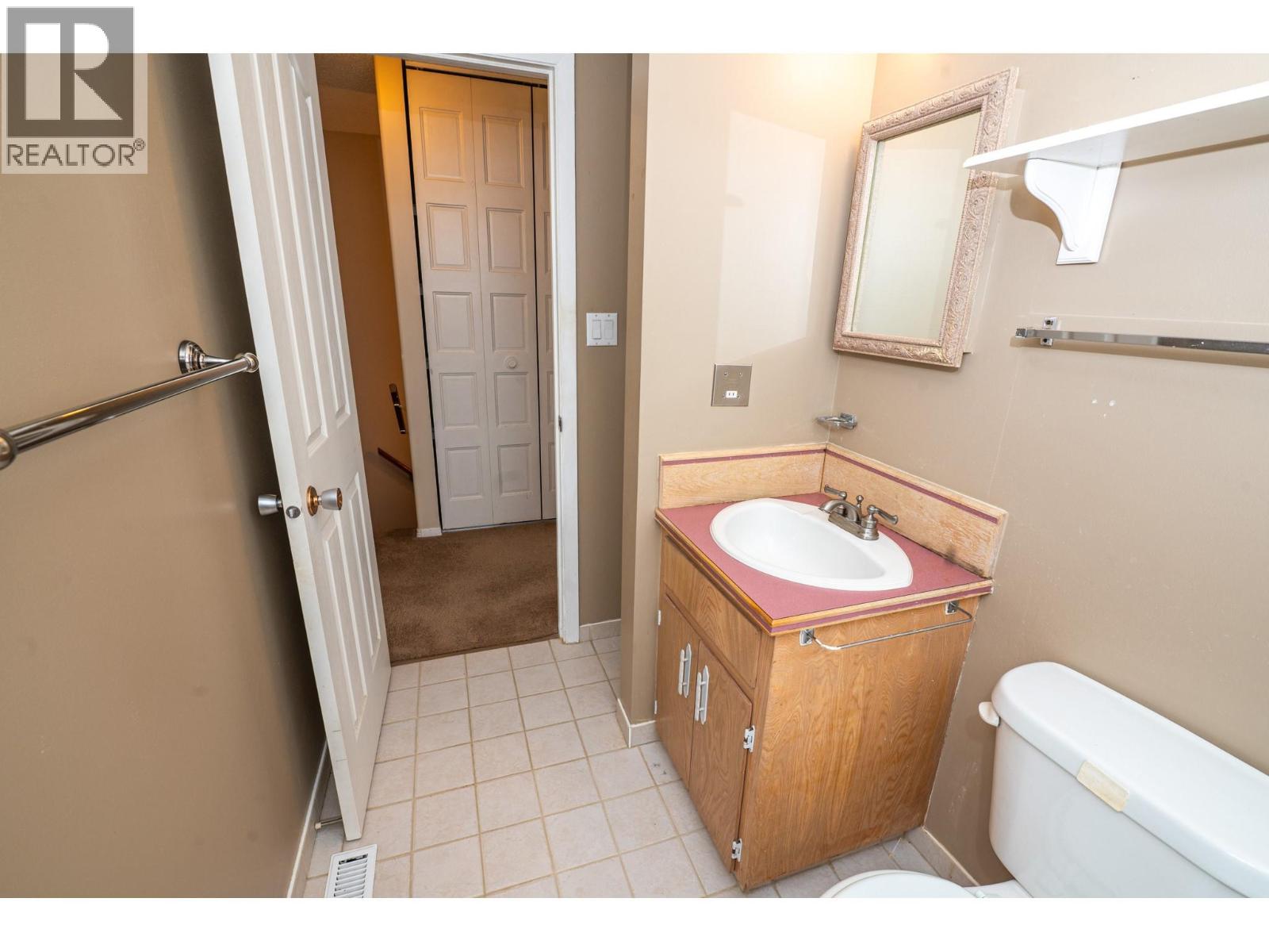 924 Dogwood Street, Creston