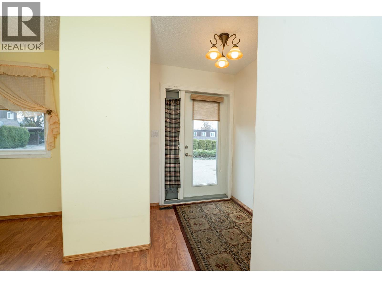 924 Dogwood Street, Creston