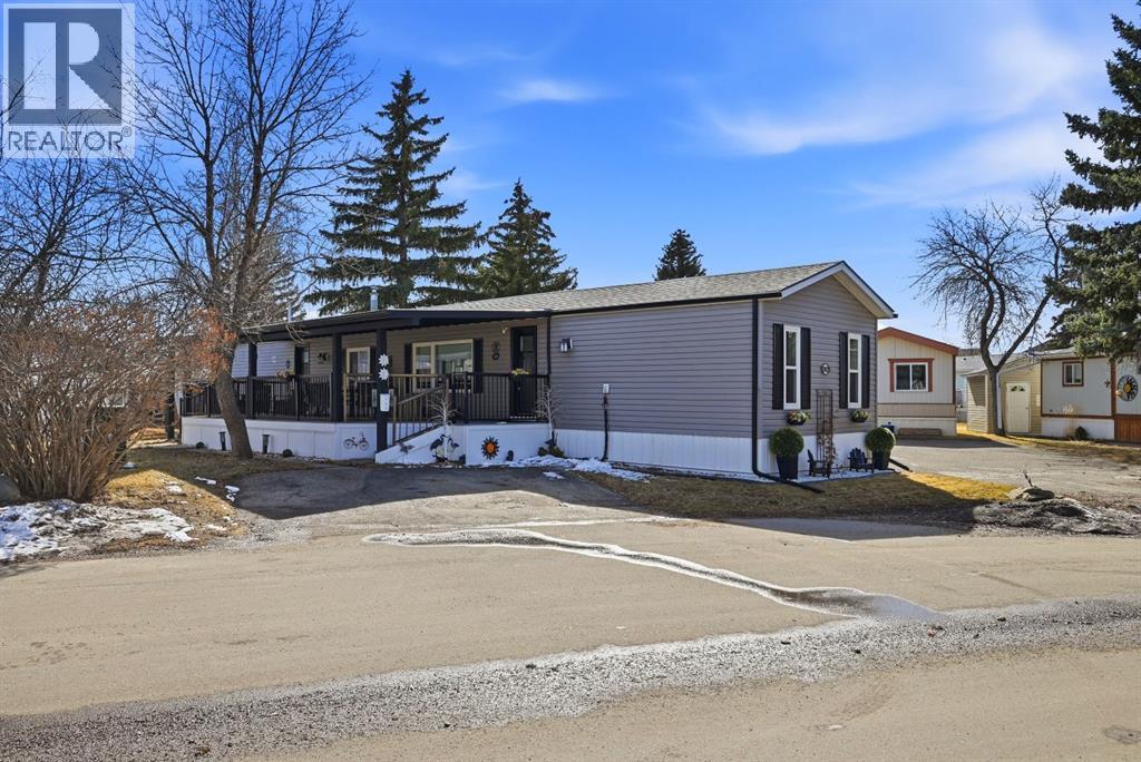 Single Family House Mobile Home for Sale in  Burroughs Circle NE Monterey Park Calgary 