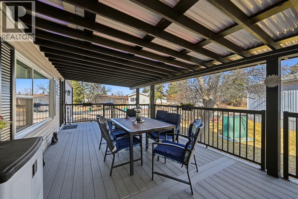 Single Family House Mobile Home for Sale in  Burroughs Circle NE Monterey Park Calgary 