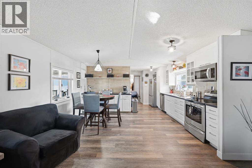 Single Family House Mobile Home for Sale in  Burroughs Circle NE Monterey Park Calgary 