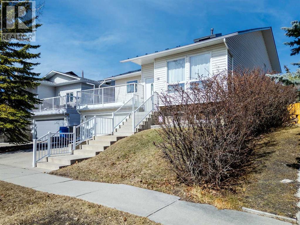 Single Family House 4 Level for Sale in  Woodglen Rise SW Woodbine Calgary 
