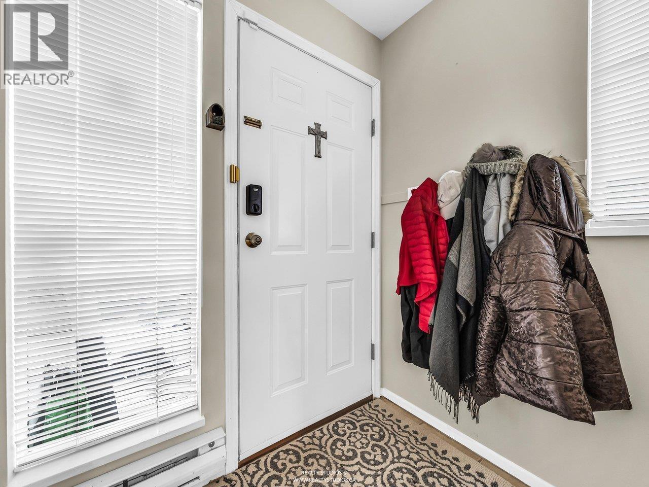 1 12188 HARRIS ROAD, Pitt Meadows