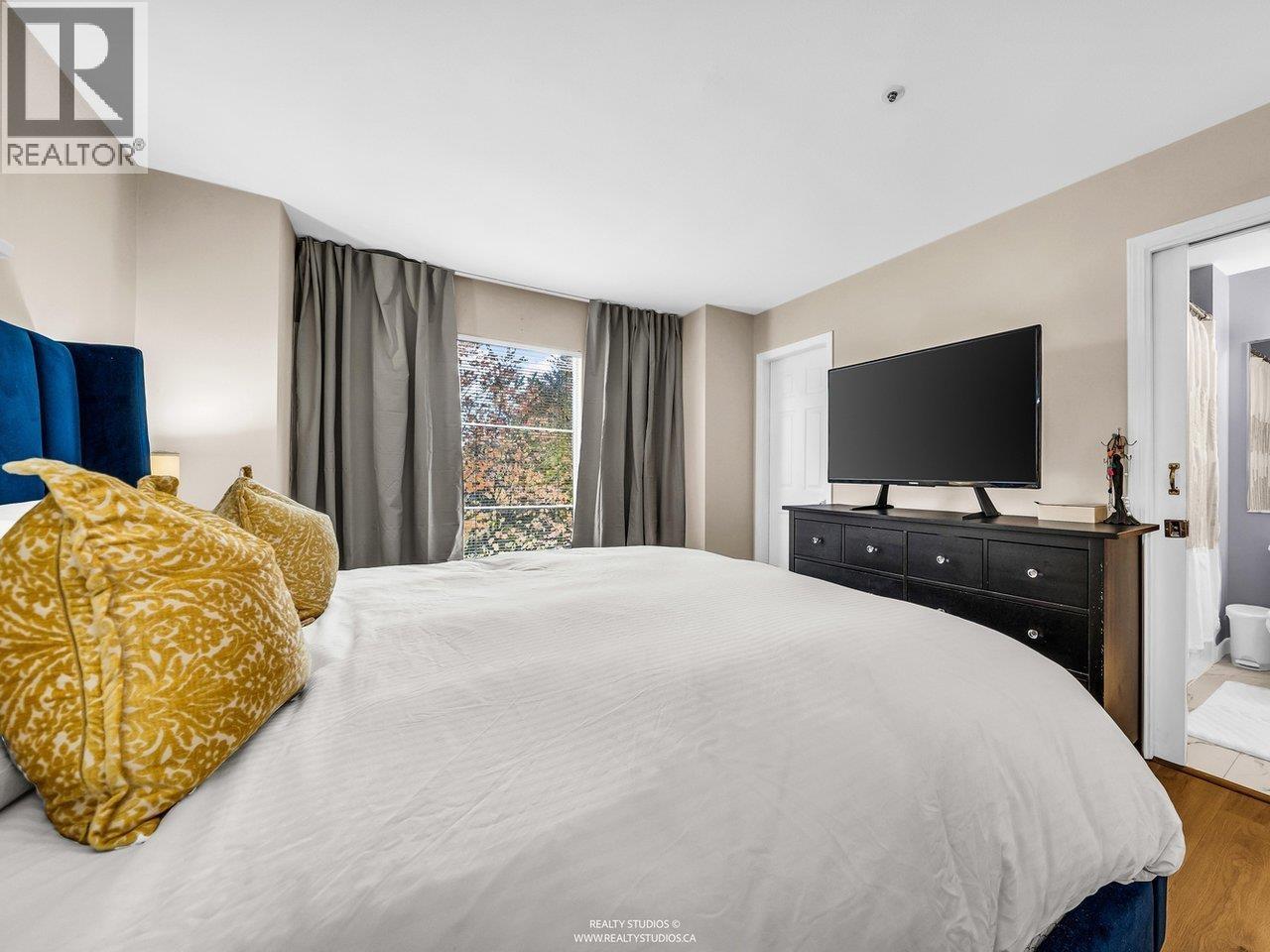 1 12188 HARRIS ROAD, Pitt Meadows