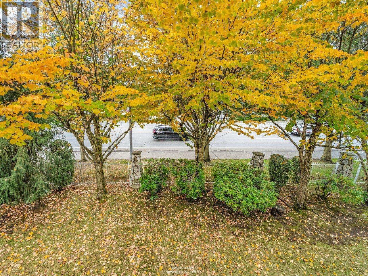 1 12188 HARRIS ROAD, Pitt Meadows