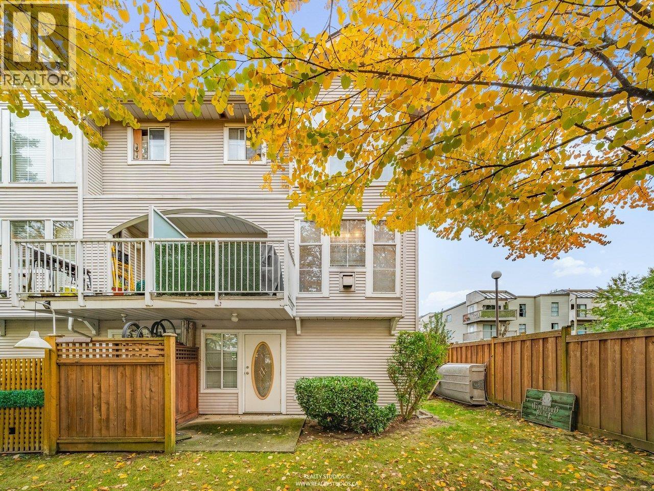 1 12188 HARRIS ROAD, Pitt Meadows