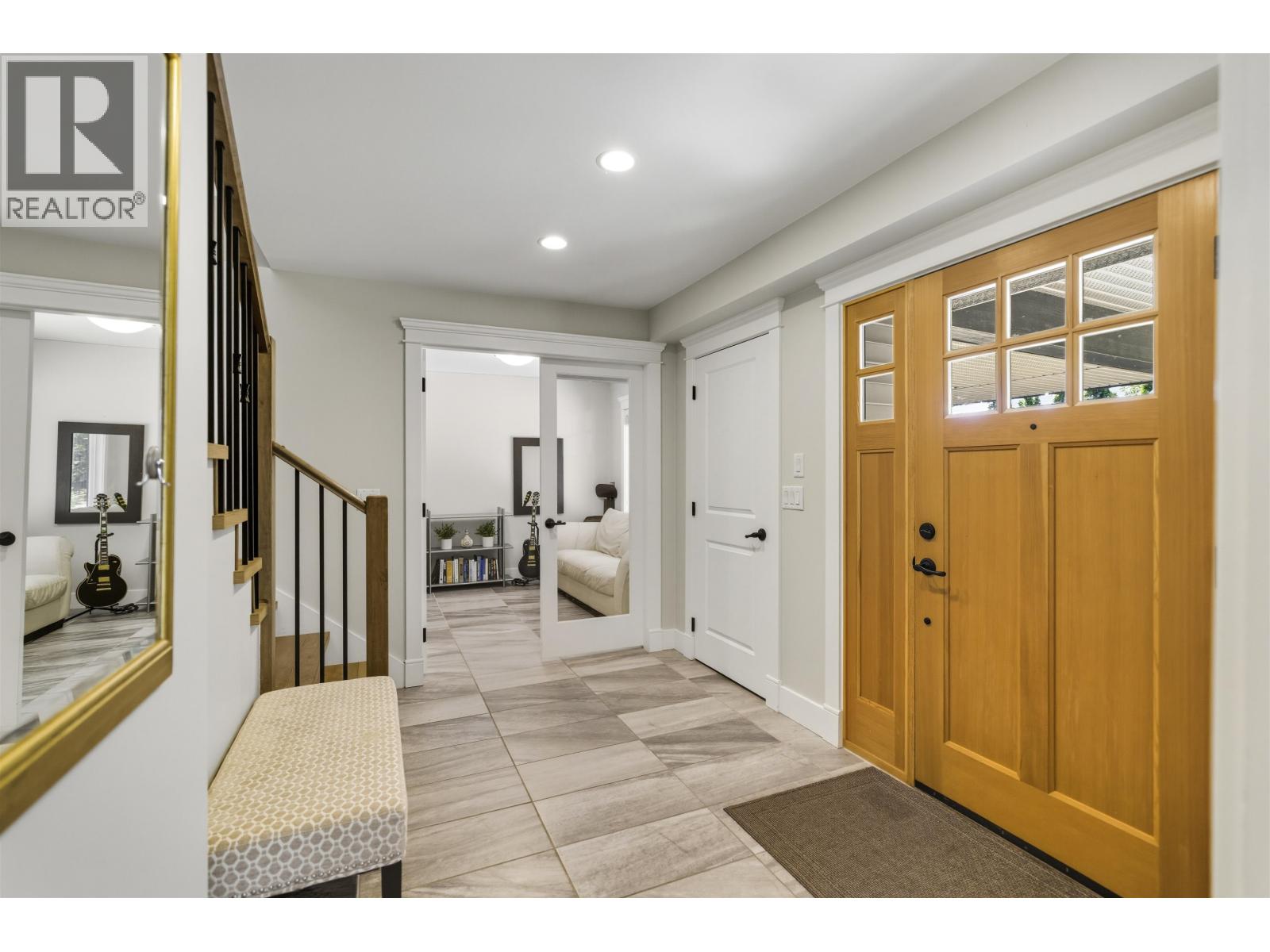 884 WELLINGTON DRIVE, North Vancouver